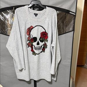 Torrid Skull with Roses Light Gray Knit Pullover